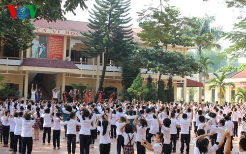 រដ្ឋសភាវៀតណាមជាមួយការអនុវត្តគោលដៅសហសវត្សអំពីសមភាពភេទ - ảnh 1